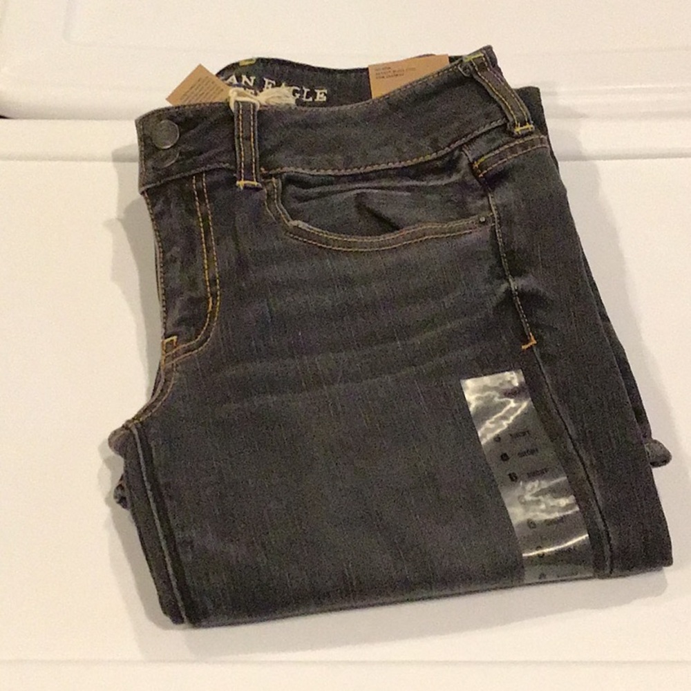 NWT American Eagle AEO Artist Jeans 6S